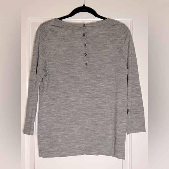 Ann Taylor Loft Top - Picture 2 of 4